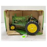 ERTL 1/16 SCALE JOHN DEERE 1934 MODEL A TOY