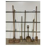 LOT OF ASSORTED HAND TOOLS - SHOVELS, PITCHFORK,