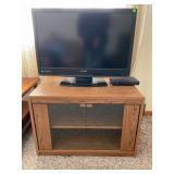 SYLVANIA 32" FLAT SCREEN TV WITH STAND