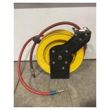 RETRACTABLE AIR HOSE REEL WITH AIR HOSE