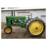 JOHN DEERE B