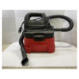 CRAFTSMAN 2 GALLON WET DRY VAC