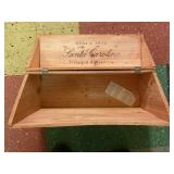 SANTA CAROLINA WOOD WINE CRATE WITH COLLECTIBLE