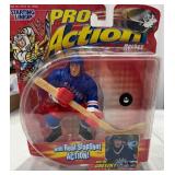 Pro Action Wayne Gretzky Figure