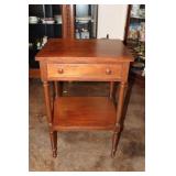 Biggs Richmond Va cherry 1 drawer side table 20 X