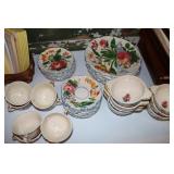 Italian Renaissance Nove Rose dishes including