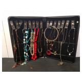 travel necklace keeper with necklaces