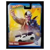 Hot Wheels DC Universe Two-Face Die Cast