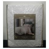 King size Royal Velvet bedspread