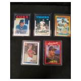 Lot of 5 Baseball Cards *See Pics - Please