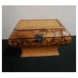 11x7.5 x 6.5 in decorative box with latch