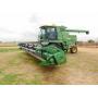 John Deere 8820 Combine w/ John Deere 230 header