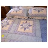 Full Size Bedspread pillows & shams