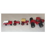 4 IH TOY TRACTORS & SCOUT