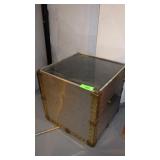 VINTAGE METAL DISPLAY BOX / END TABLE 16 x 16 x 17