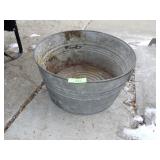 VINTAGE GALVANIZED BUCKET