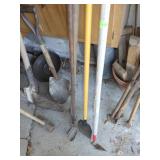 ASST. YARD TOOLS- EDGERS, WEEDERS