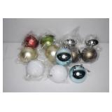 12 NEW 90mm Assorted Christmas Balls