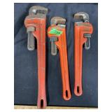 Pipe wrenches