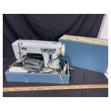 Brother Charger 1681 portable sewing machine-