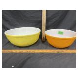 Pyrex bowls