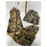 2 Pairs camouflage lined joggers size XL