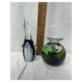 2 Glass paperweights