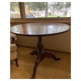 Round wood table