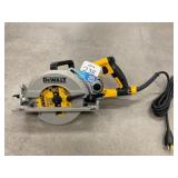 DeWalt Worm Drive Circular Saw