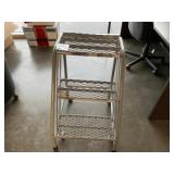 3 Step rolling ladder