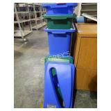 Plastic recycle pails with lids