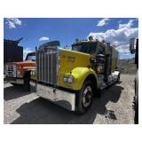 LARGE YELLOW KENWORTH SEMI TRACTOR TRUCK