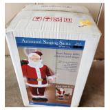 X - 5 FT ANIMATED SINGING SANTA