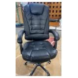 11 - HOME OFFICE DESK CHAIR