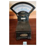 V - VINTAGE TRINER POSTAL SCALE (R17)