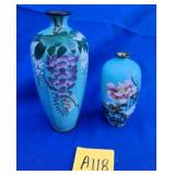 T - 2 VINTAGE ASIAN MOTIF PORCELAIN VASES (A118)