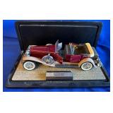 T - 1930 DUESENBURG DIECAST COLLECTIBLE CAR(G152)