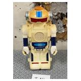 11 - VINTAGE RC ROBOT(I14)