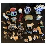 D - MIXED LOT OF COLLECTIBLES (L90)