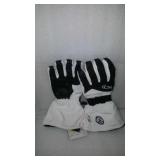 $29 ladies gloves size M color white new