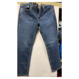 LEVIï¿½s Jean size 32 x 30