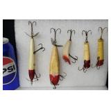 5 wood Vintage Fishing Lures Lot