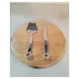 Snap-On Cheese Utensil Set with Oak Cutting Board