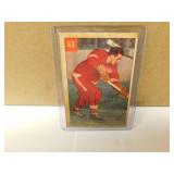 1954-55 Parkhurst Marty Pavelich #43 Hockey Card