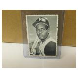 1969 Deckle Edge Bob Clemente #27 Baseball Card