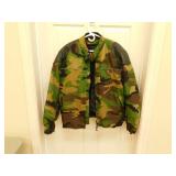 Large Insulated Camoflauge Jacket