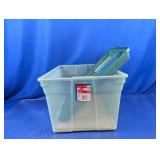 Rubbermaid Storage Bin w/Lid