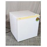 (1) Haier Mini Refrigerator