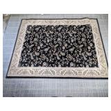 (1) Classique Collection Floral Area Rug