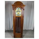 (1) Vintage Grandfather Clock